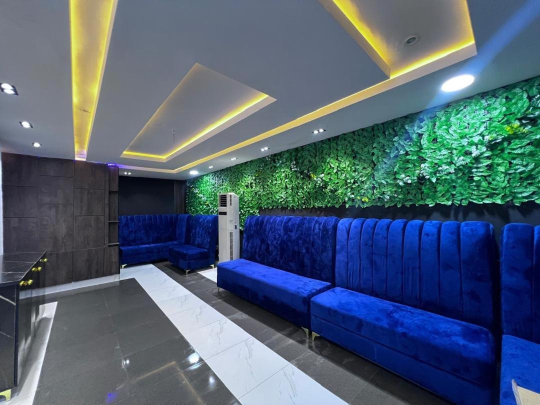איקג'ה Villa Palazzo Hotel 2 מראה חיצוני תמונה