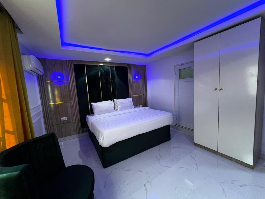 איקג'ה Villa Palazzo Hotel 2 מראה חיצוני תמונה