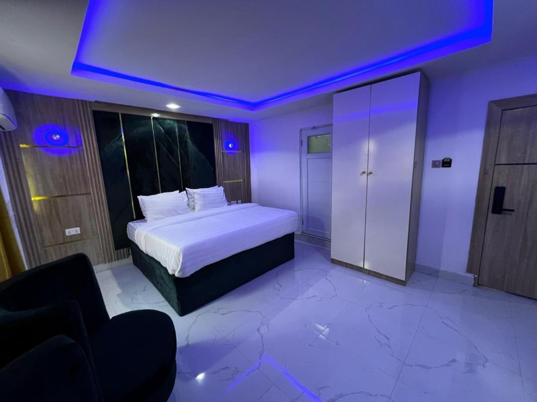 איקג'ה Villa Palazzo Hotel 2 מראה חיצוני תמונה