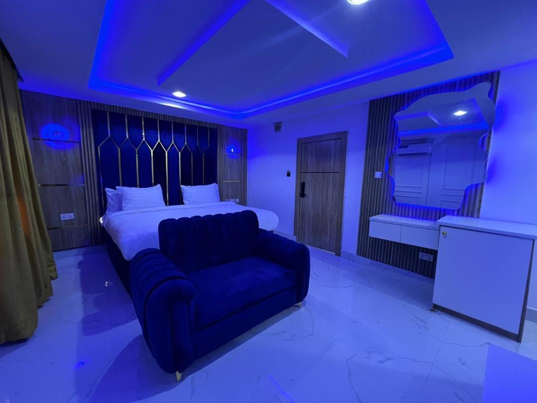 איקג'ה Villa Palazzo Hotel 2 מראה חיצוני תמונה