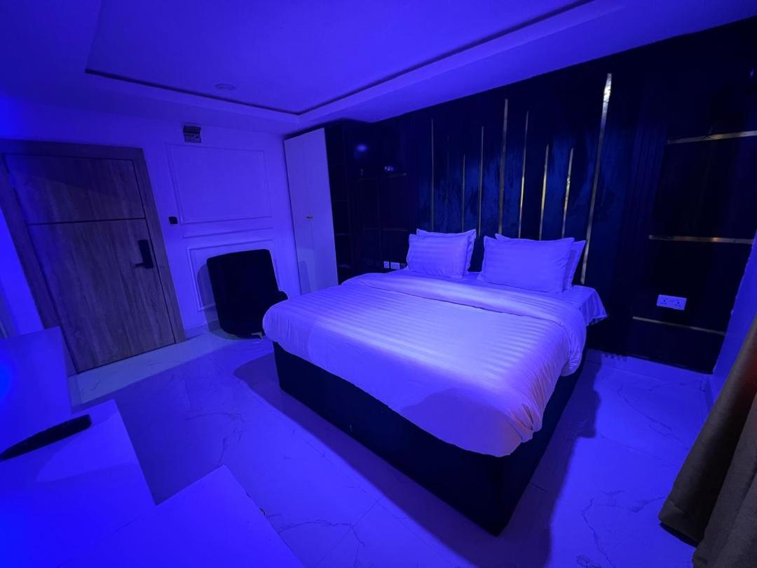 איקג'ה Villa Palazzo Hotel 2 מראה חיצוני תמונה