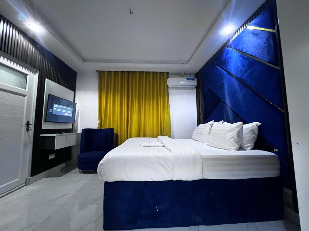 איקג'ה Villa Palazzo Hotel 2 מראה חיצוני תמונה