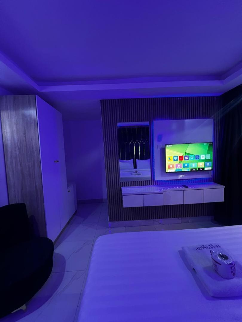 איקג'ה Villa Palazzo Hotel 2 מראה חיצוני תמונה